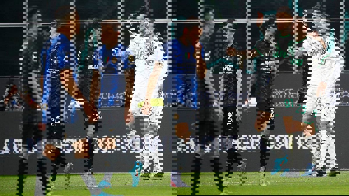 ترتيب الدوري الإيطالي: ساسولو يهزم إنتر ميلان ويحرمه من الصدارة