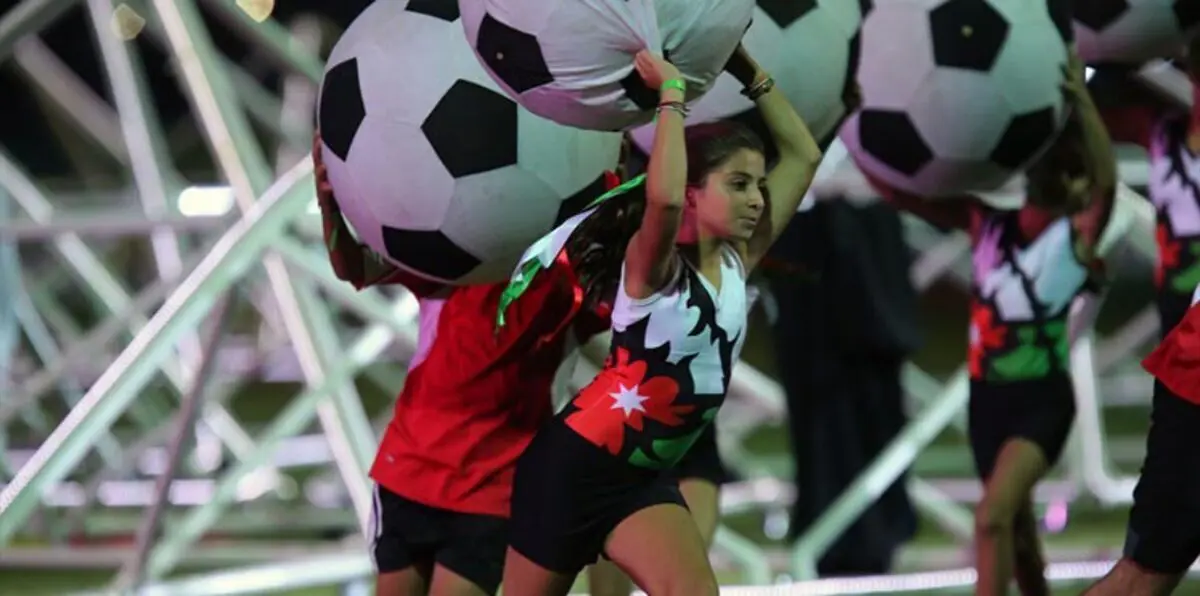 أجواء كرنفالية بافتتاح مونديال الناشئات في الأردن (صور)