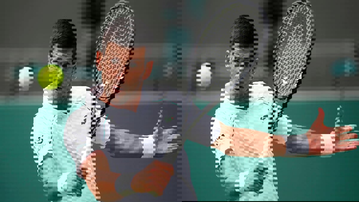 ديوكوفيتش وفيدرر يبلغان دور ربع نهائي بطولة ويمبلدون