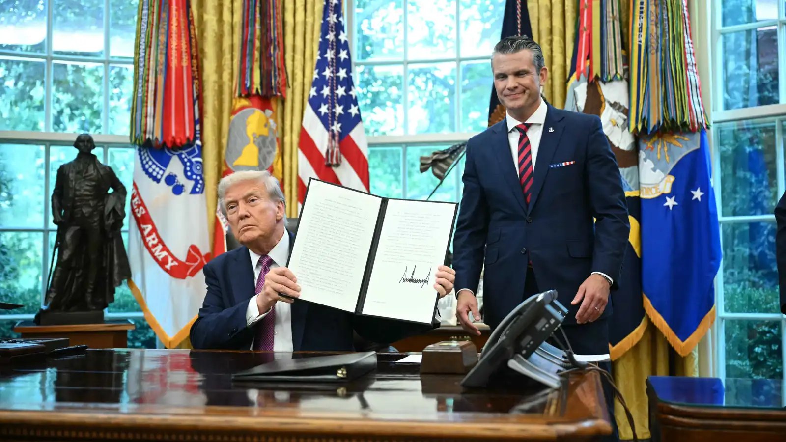 ترامب يوقع أمرا بتغيير اسم البنتاغون إلى "وزارة الحرب"