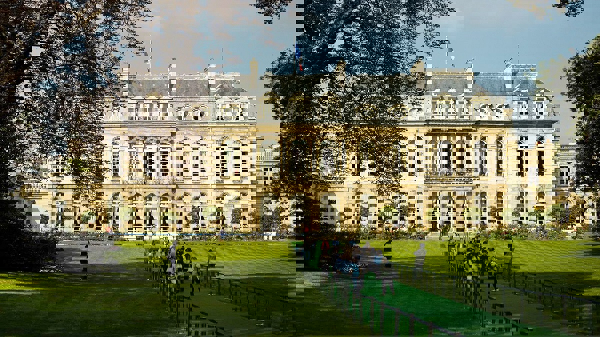 فرنسا.. إصابة 4 من العاملين بقصر الإليزيه بفيروس كورونا‎