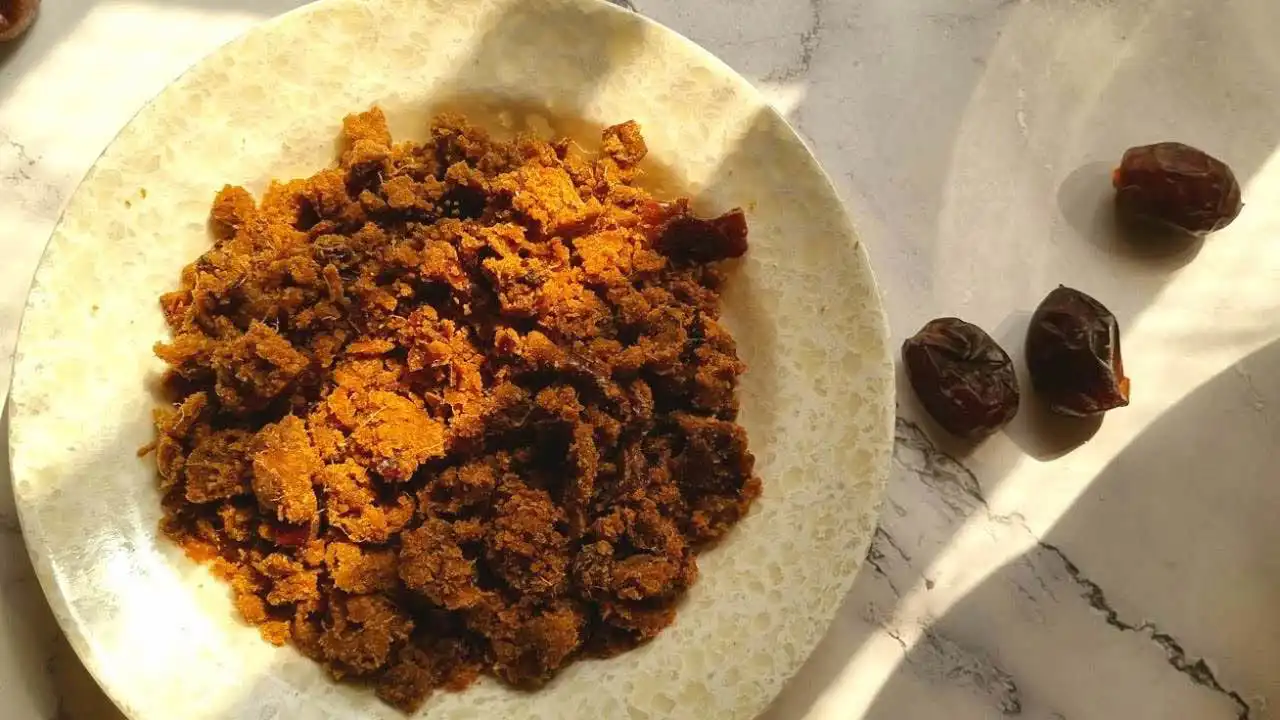 "البثيث".. نكهة تراثية صحية تزين مائدة رمضان الإماراتية