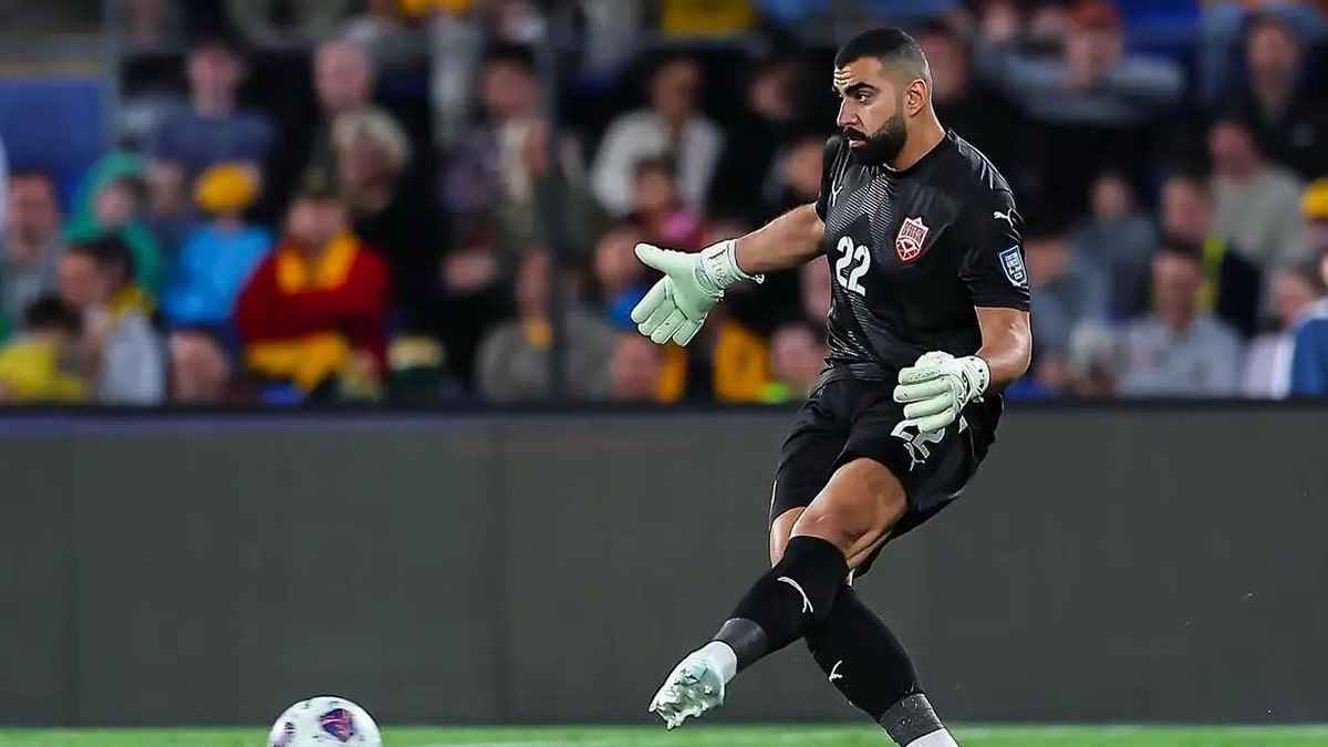 انهيار وبكاء حارس البحرين بعد التتويج بلقب كأس الخليج (فيديو)