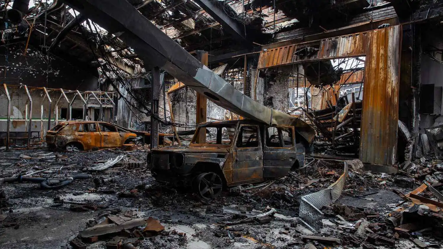 إسرائيل تكثّف ضرباتها.. غارات على مقار إنتاج الأسلحة الإيرانية