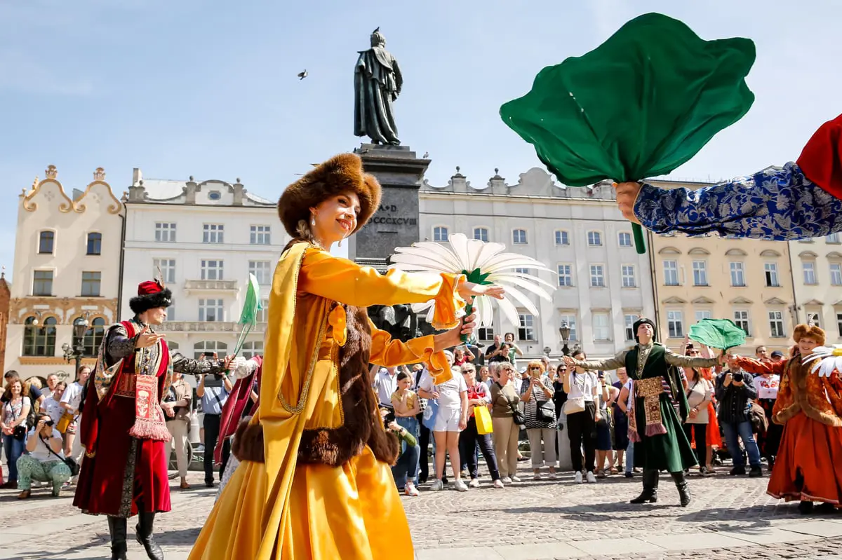 كراكوف.. منبع الدهشة وعاصمة الأساطير في أوروبا الوسطى (فيديو إرم)