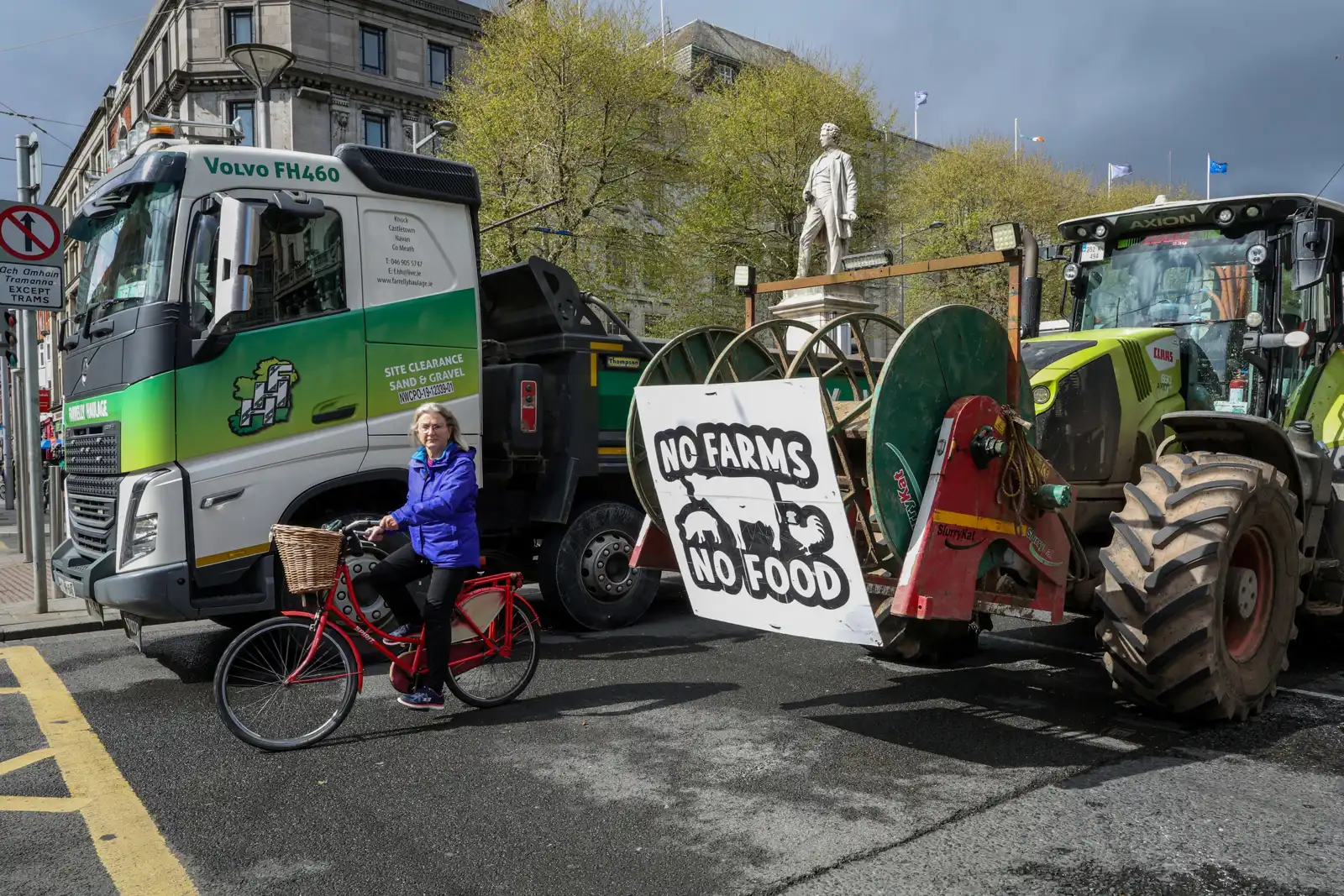 جانب من الاحتجاجات