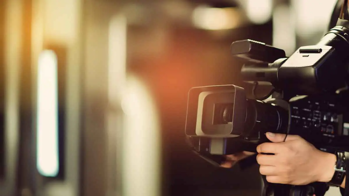 بعد اعتراض البطل.. استبعاد فنان سوري من دور في مسلسل