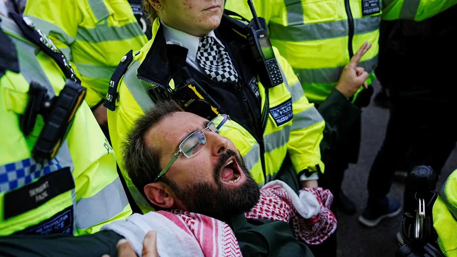 تحقيق مستقل يتهم شرطة لندن بـ"العنصرية الممنهجة"