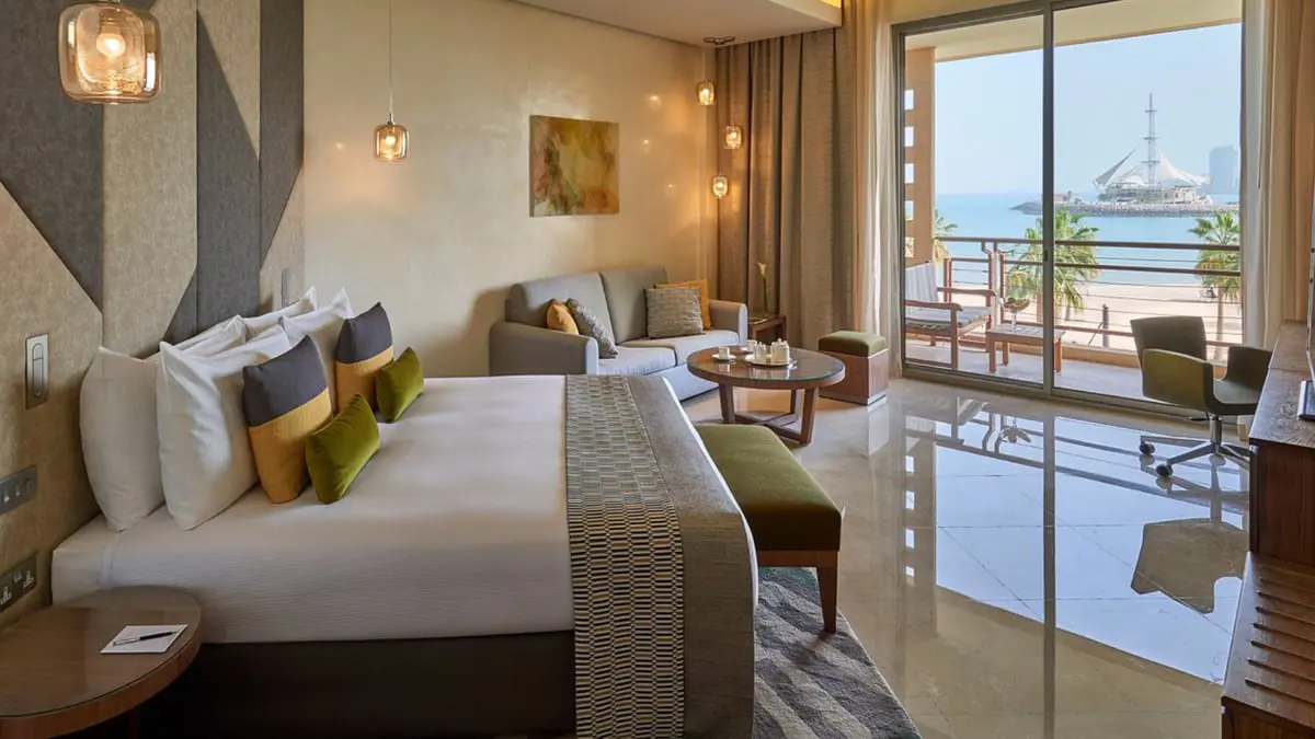 الكويت.. تعديل مرتقب يسمح لـ"العزاب" بحجز الفنادق