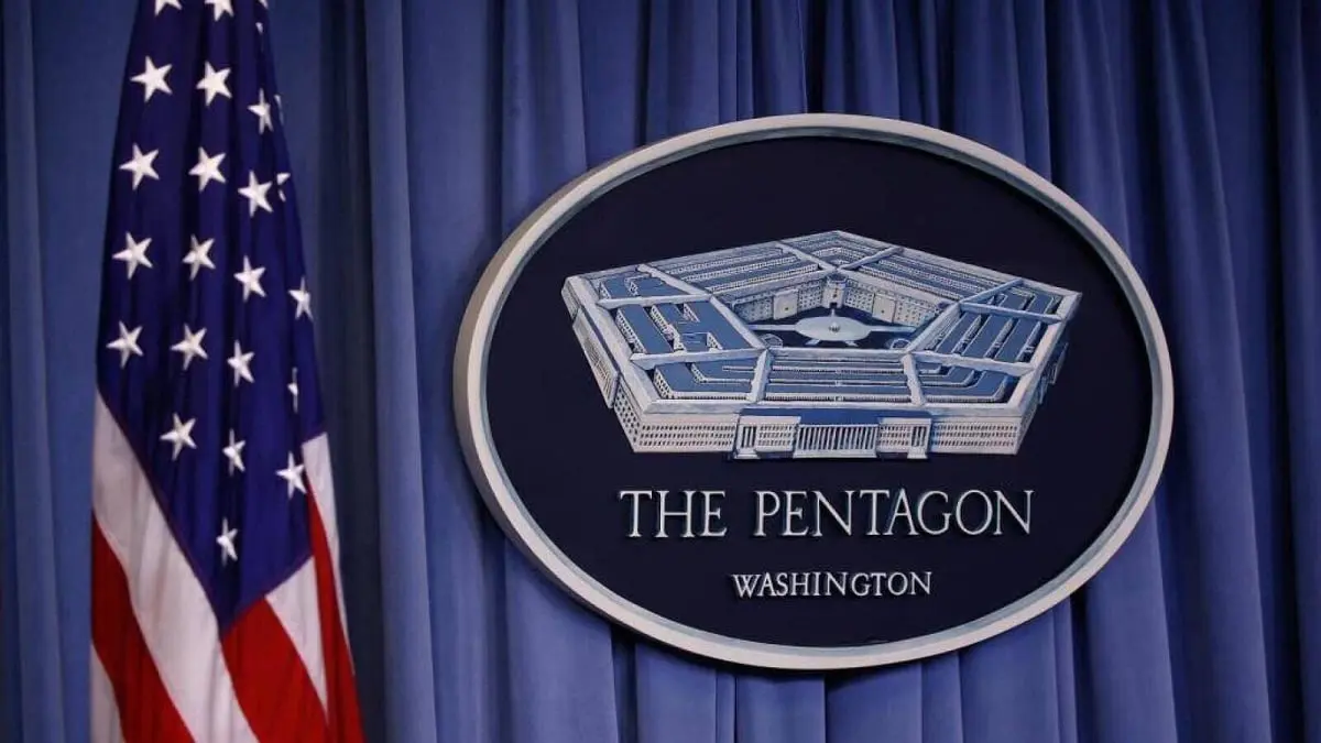 البنتاغون ينشر مقاطع فيديو لأجسام مجهولة في الفضاء
