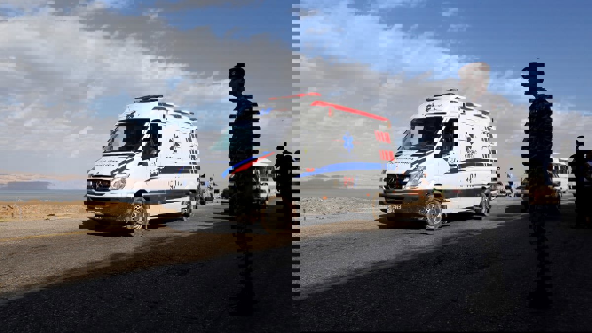 الأردن.. وفاة شخصين وإصابة نحو 30 بحادث تدهور حافلة طلاب في الزرقاء