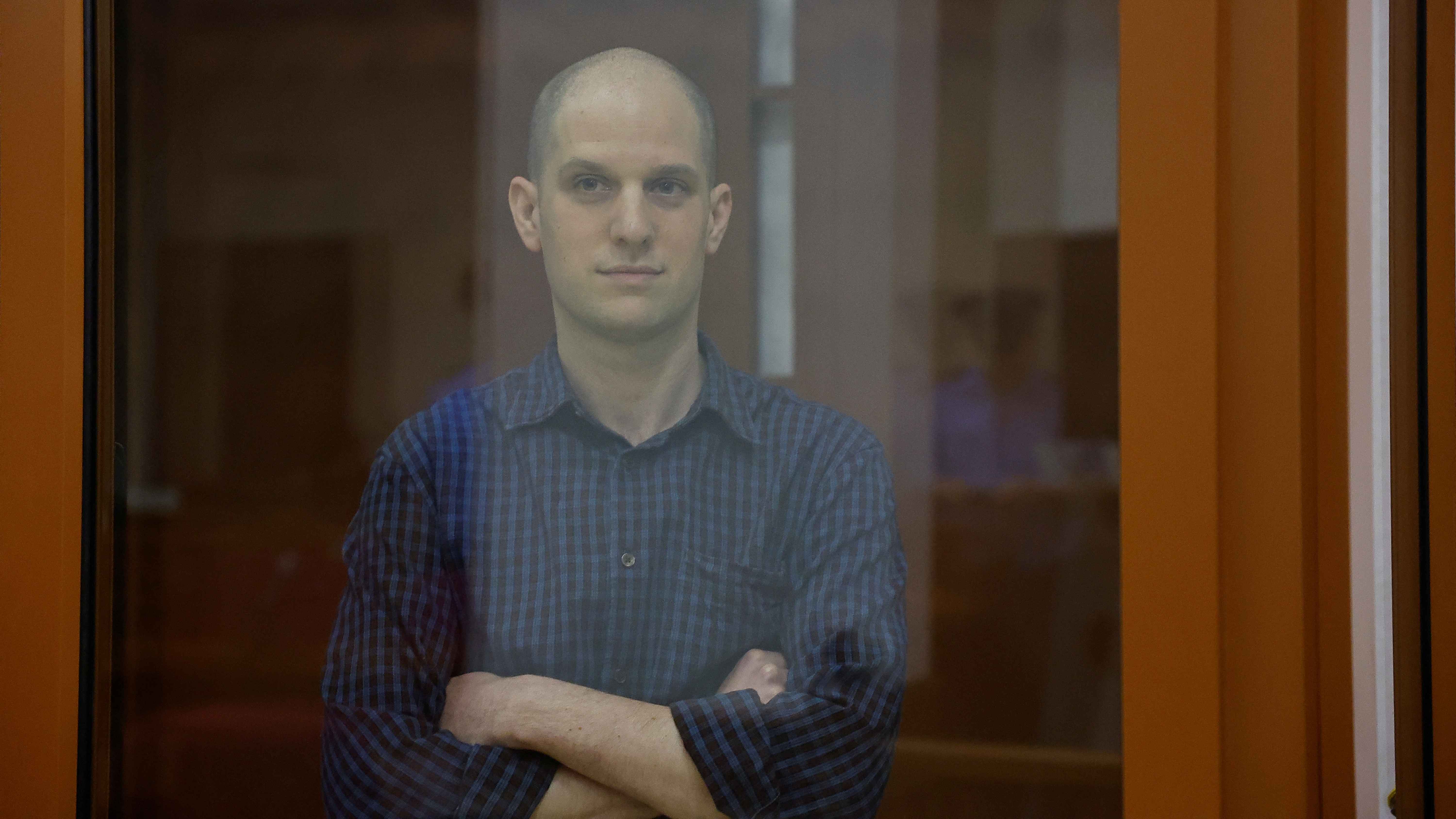 تركيا تُنسق تبادل 26 سجينًا بين روسيا والغرب