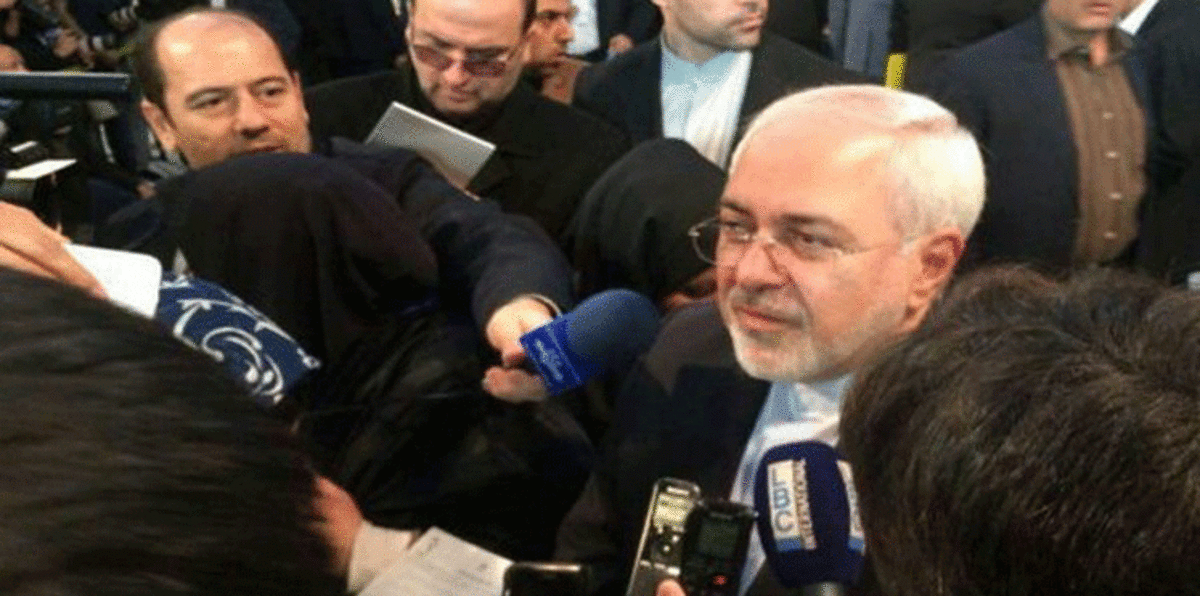 إيران: ظريف صافح وزير الخارجية السعودي عادل الجبير