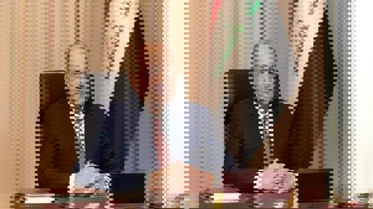 من هو وزير الدفاع العراقي الجديد ثابت العباسي؟