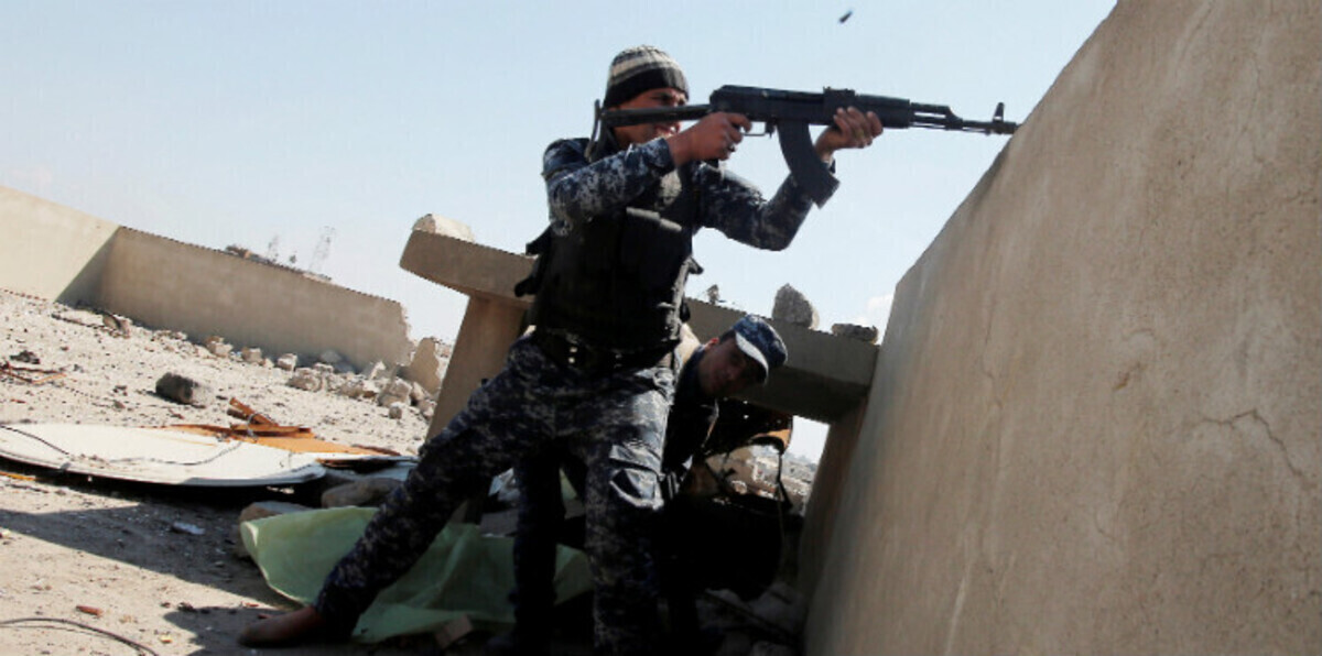 القوات العراقية تنشر قناصة لاصطياد عناصر "داعش" غرب الموصل