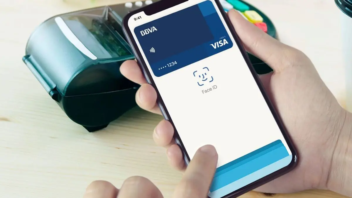 الاتحاد الأوروبي يتهم "آبل" بالهيمنة وفرض الدفع الإلكتروني على مستخدميها