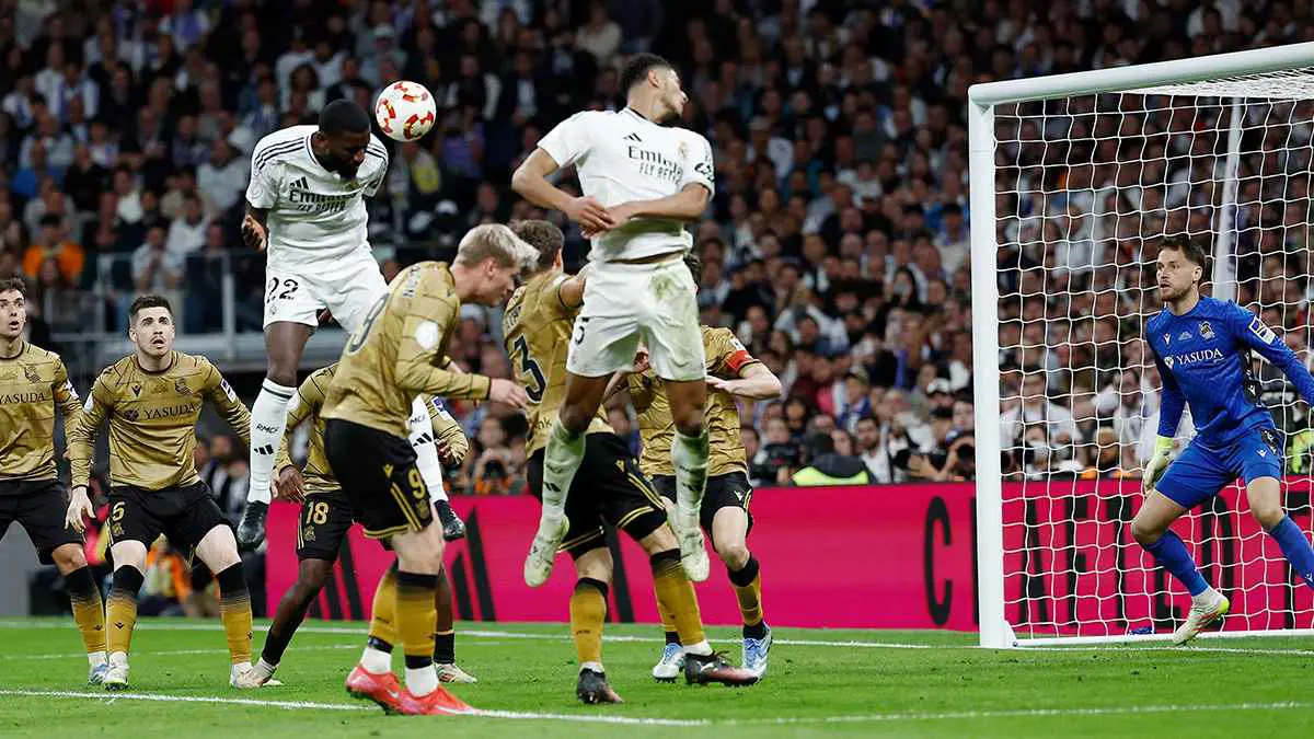 4 حالات.. كيف نجا ريال مدريد من كارثة تحكيمية أمام سوسيداد؟