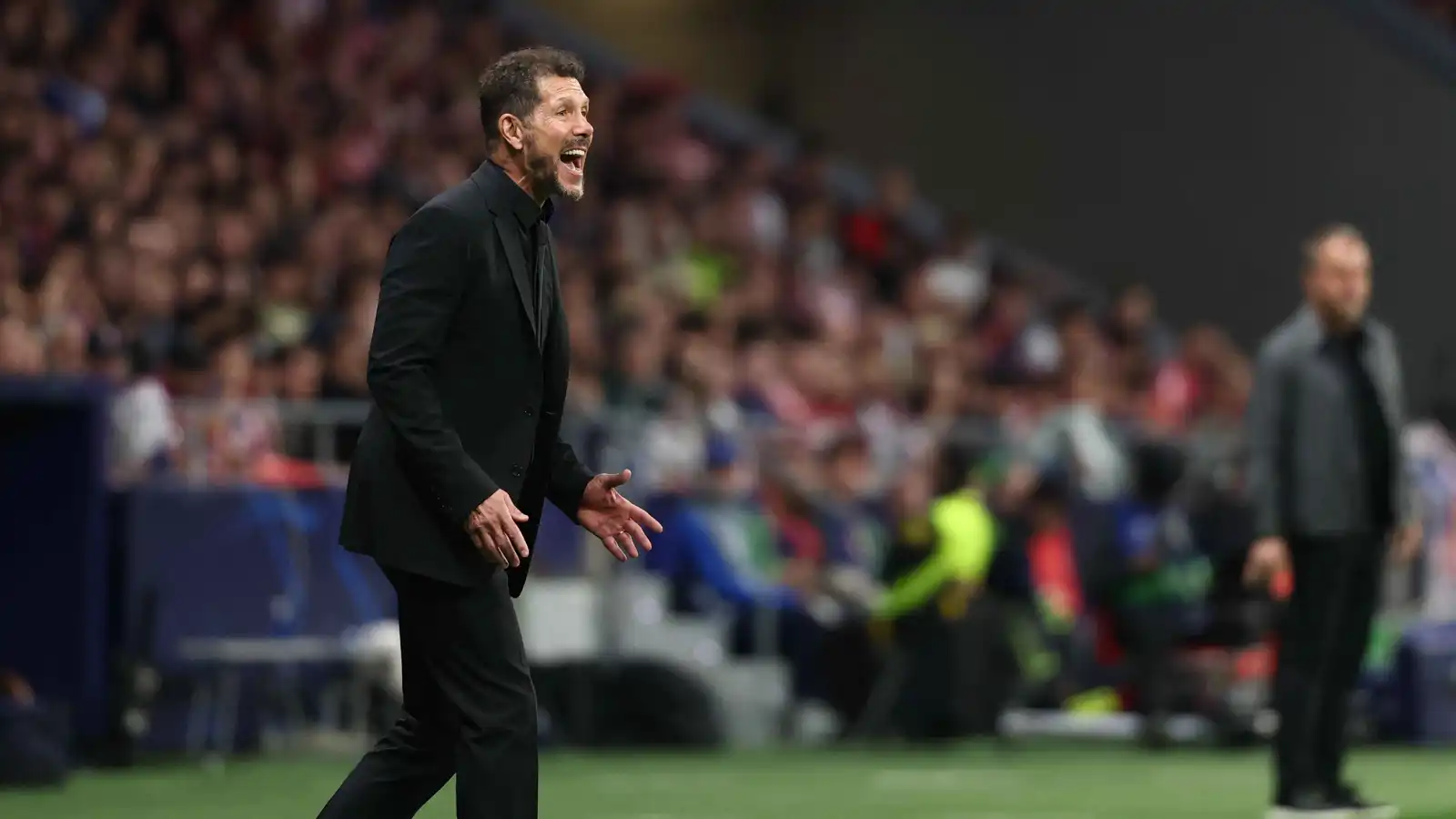 سيميوني يقلد احتفال كريستيانو رونالدو الشهير أمام برشلونة  (فيديو)