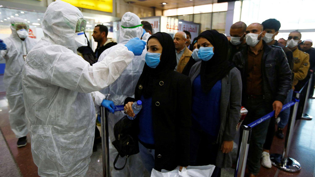 العراق.. غرامة 42 دولارا لمن لا يرتدي الكمامات والقفازات