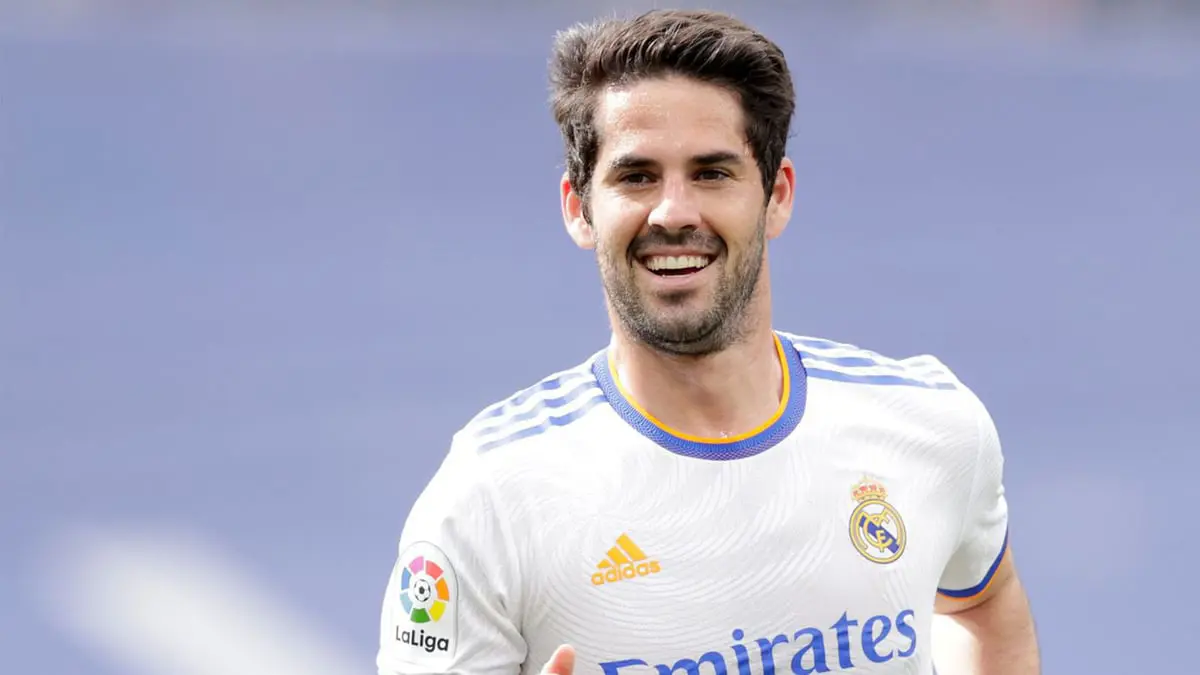 رسميا.. إيسكو يعلن رحيله عن ريال مدريد بعد 9 سنوات قضاها مع الفريق