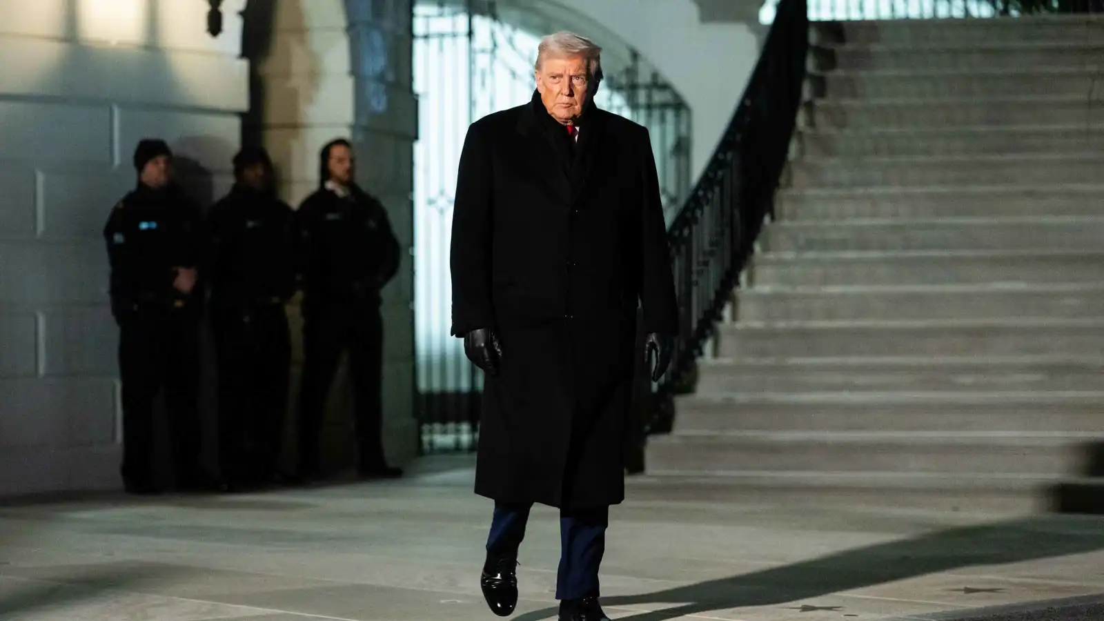 من قمة اقتصادية إلى حرب.. كيف اختبرت "دافوس" صبرها على ترامب؟