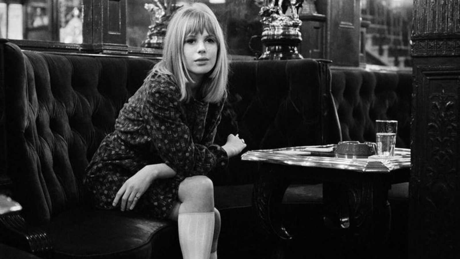 "إنجليزية ركيكة" يعيد الاعتبار لماريان فيثفول بمهرجان البندقية