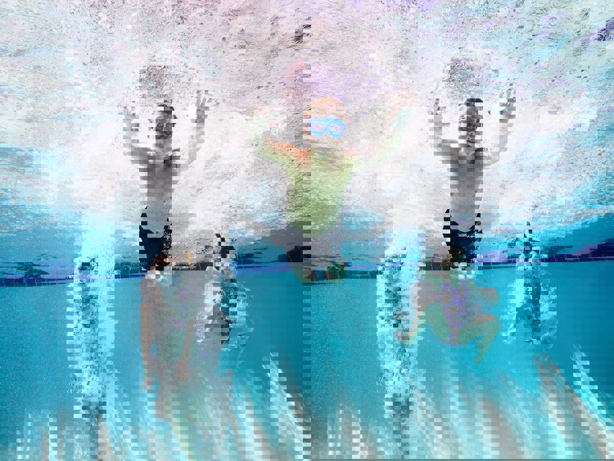 تسمم مجموعة من الأطفال داخل حمام سباحة في مصر