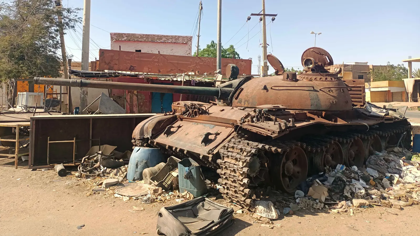 حرب السودان.. ماذا بعد تعنت جنرالات الجيش في وجه دعوات الحوار؟