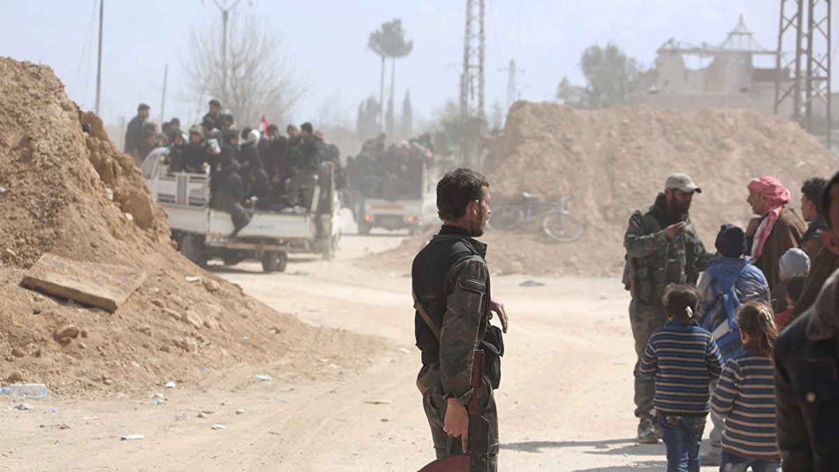 "رايتس ووتش": المخابرات السورية تحتجز وتخفي سكانًا من المناطق المستعادة