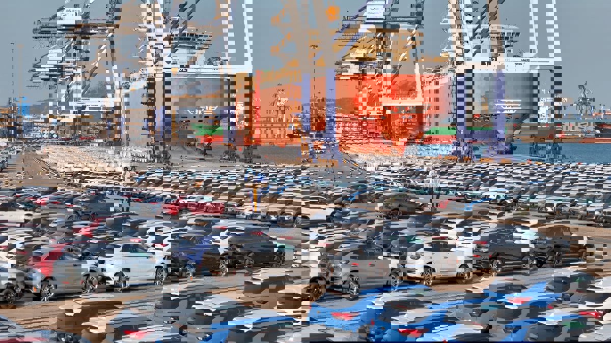 تركيا تفرض رسوماً جمركية إضافية على السيارات الصينية