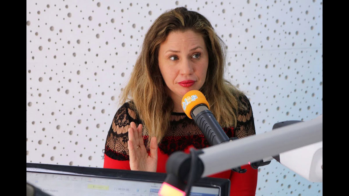 طالبت بهدم مدرسة قرآنية.. برلمانية تونسية تثير الجدل في تونس (فيديو)