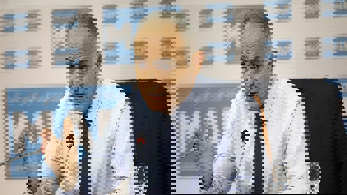 المغرب.. إقالة "مزوار" بسبب تدخله في الشأن الجزائري