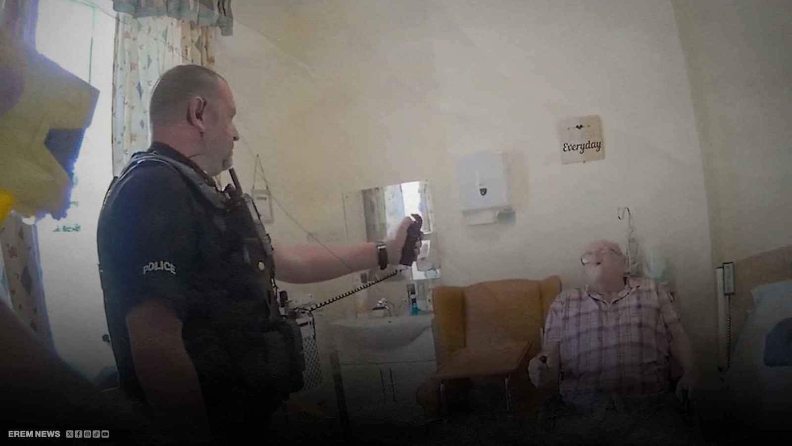 لحظات رعب لمسن تسعيني مع ضابطين بريطانيين (فيديو إرم)