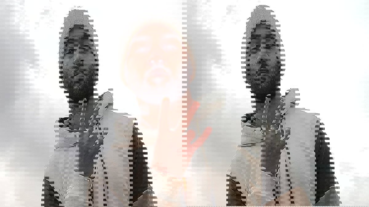 يواجه الإعدام.. الرابر الإيراني توماج صالحي يطلب علاجا عاجلا