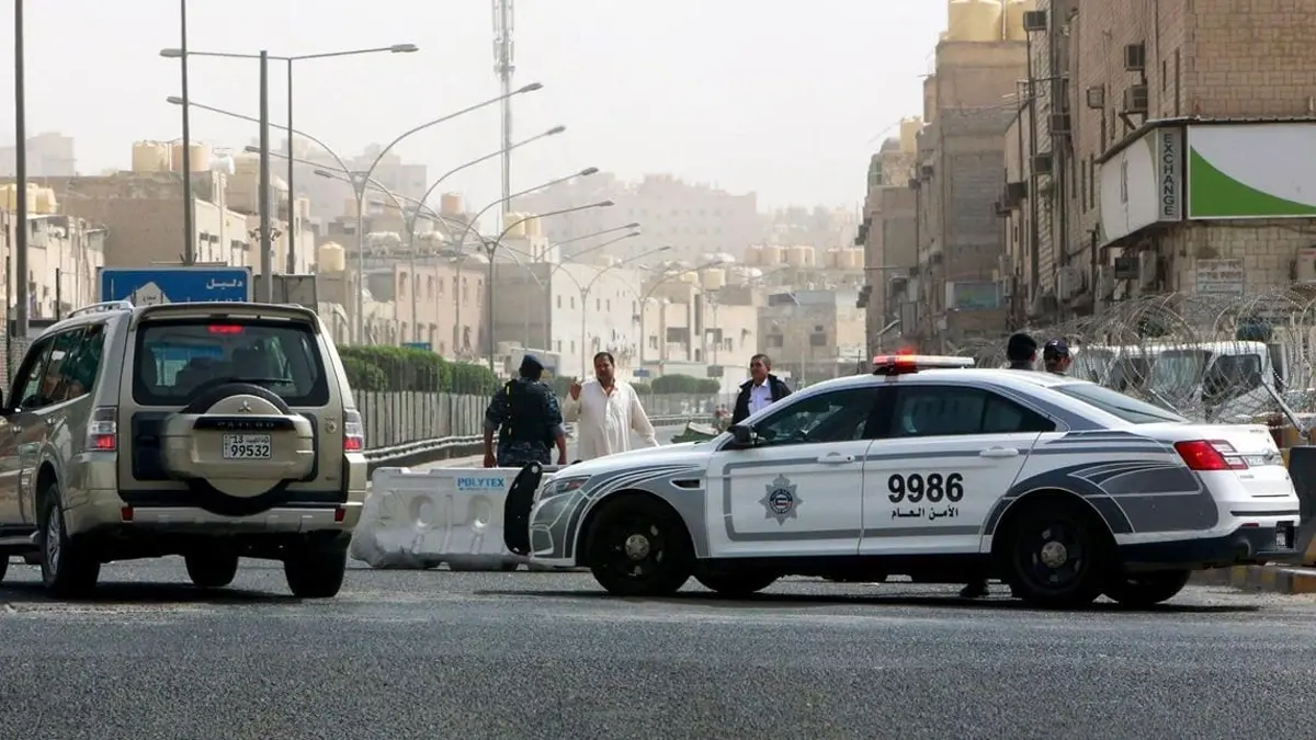 الكويت.. القبض على خليجي حوّل منزله لوكر للدعارة والمخدرات