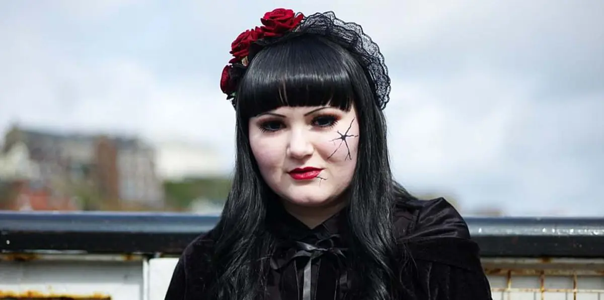 مهرجان "أسود" لعشاق مصاصي الدماء (فيديو وصور)