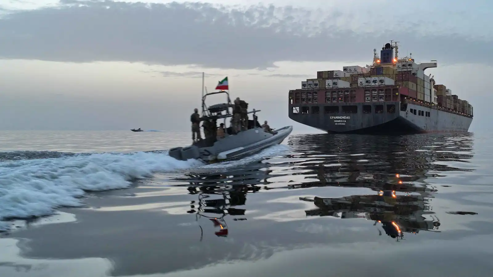 الجيش الإيراني: الحرب لم تنته بعد وحدثنا قائمة الأهداف