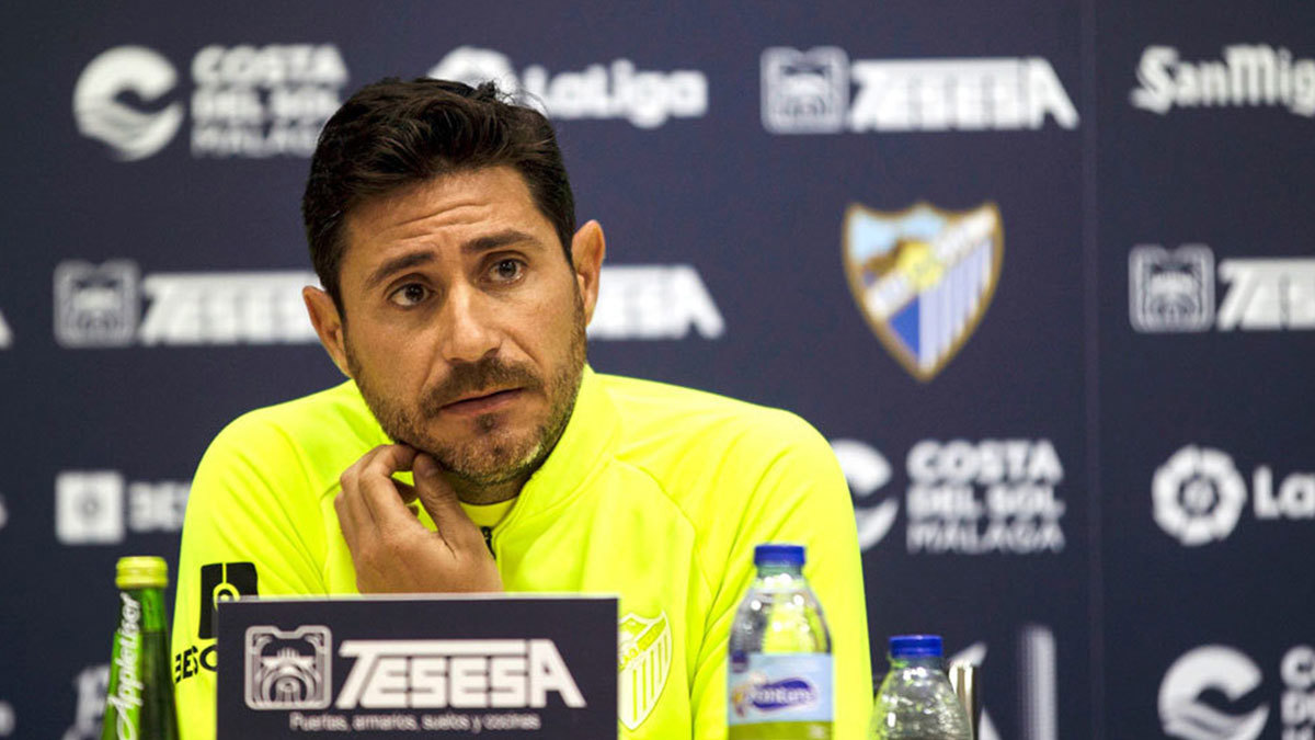 نادي مالاغا الإسباني يقرر إيقاف مدربه عقب انتشار فيديو إباحي له