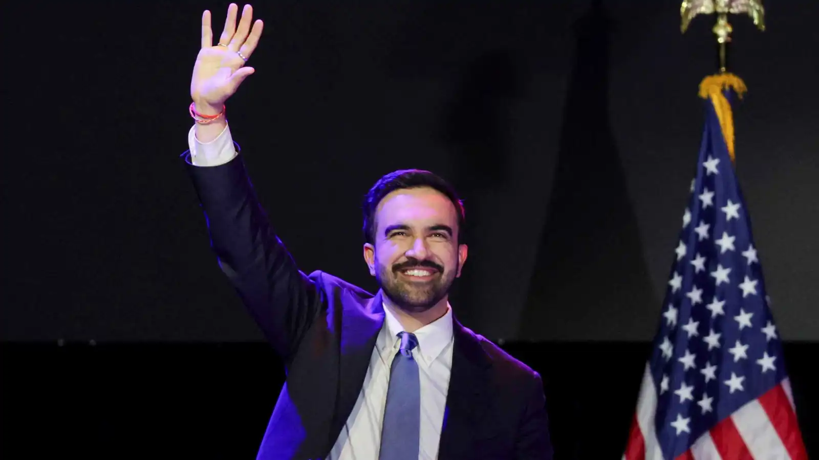 "صعود مذهل".. الديمقراطيون يكتسحون أول انتخابات رئيسية بولاية ترامب الثانية