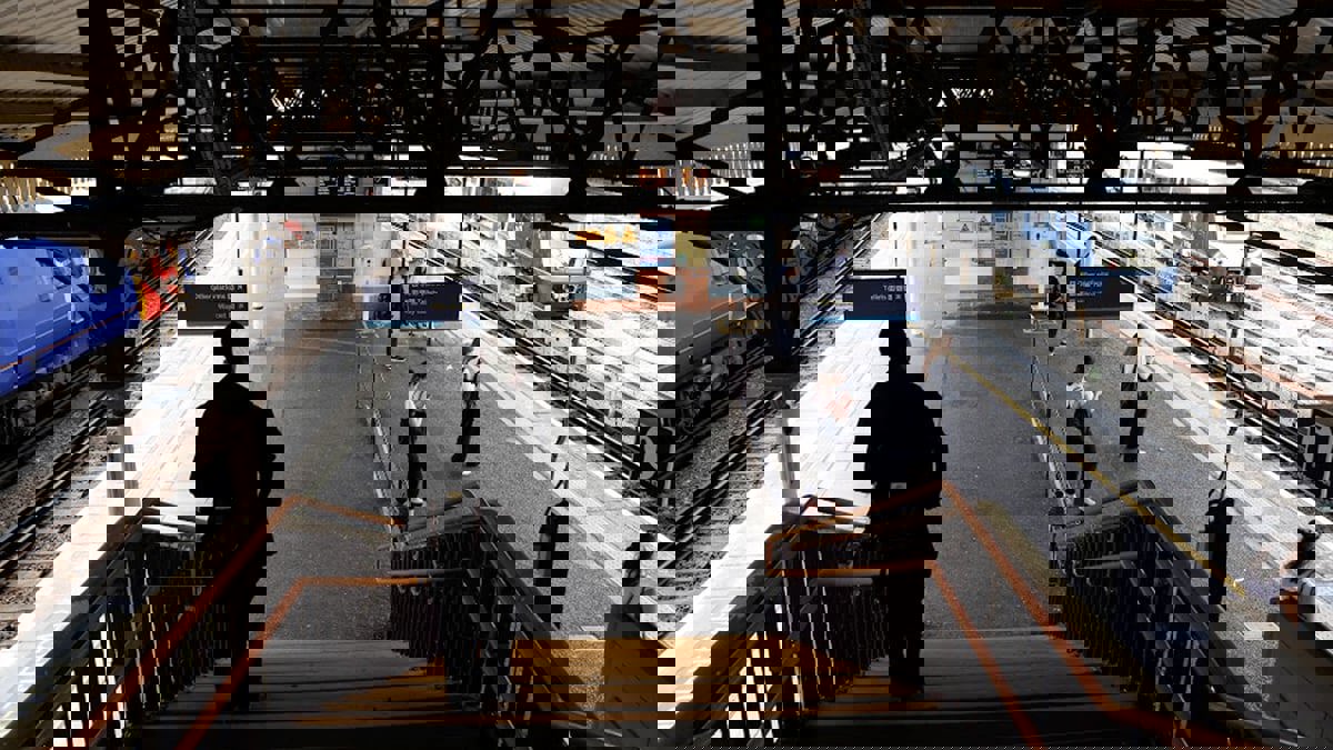 للمطالبة بزيادة الأجور.. بريطانيا تشهد أضخم إضرابات منذ 30 عاما