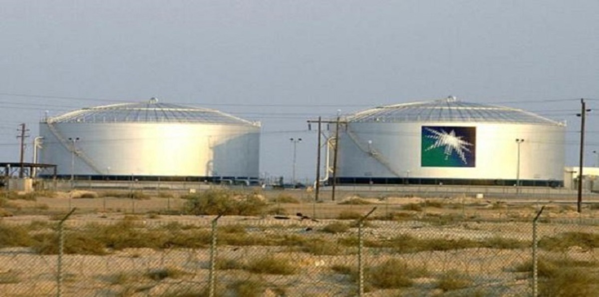 السعودية تخفض إمدادات الخام العربي الثقيل لآسيا في مايو