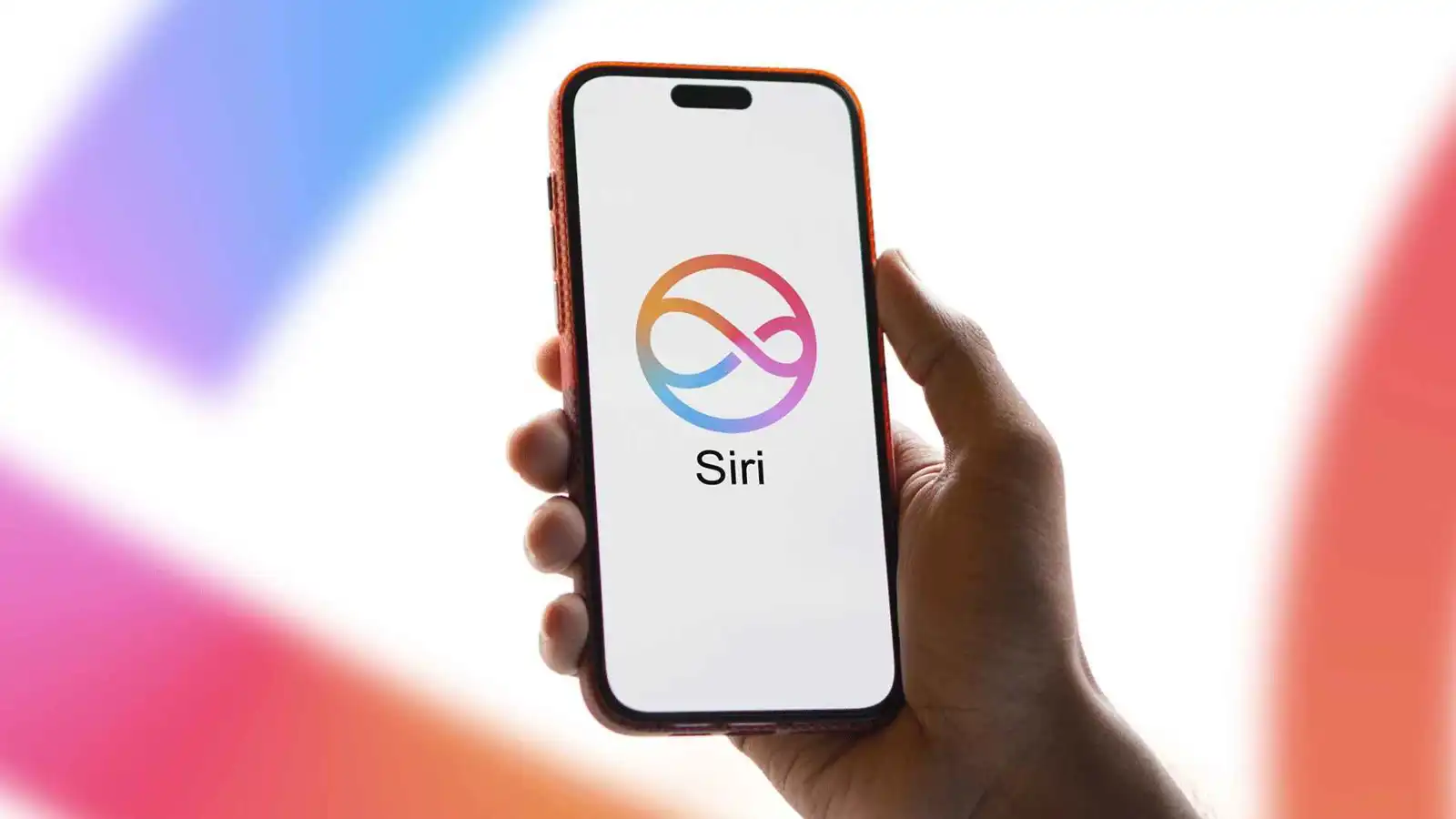 أداء ضعيف لسيري في "iOS 26.4" يثير مخاوف خبراء أبل