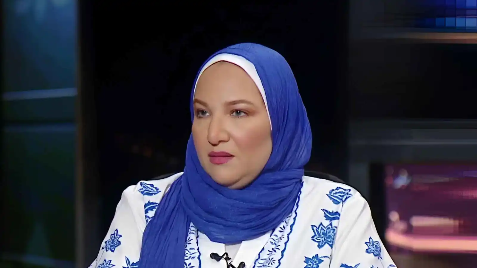 هند سعيد صالح تكشف حقيقة بيع سيارة كلاسيكية لوالدها (صور)