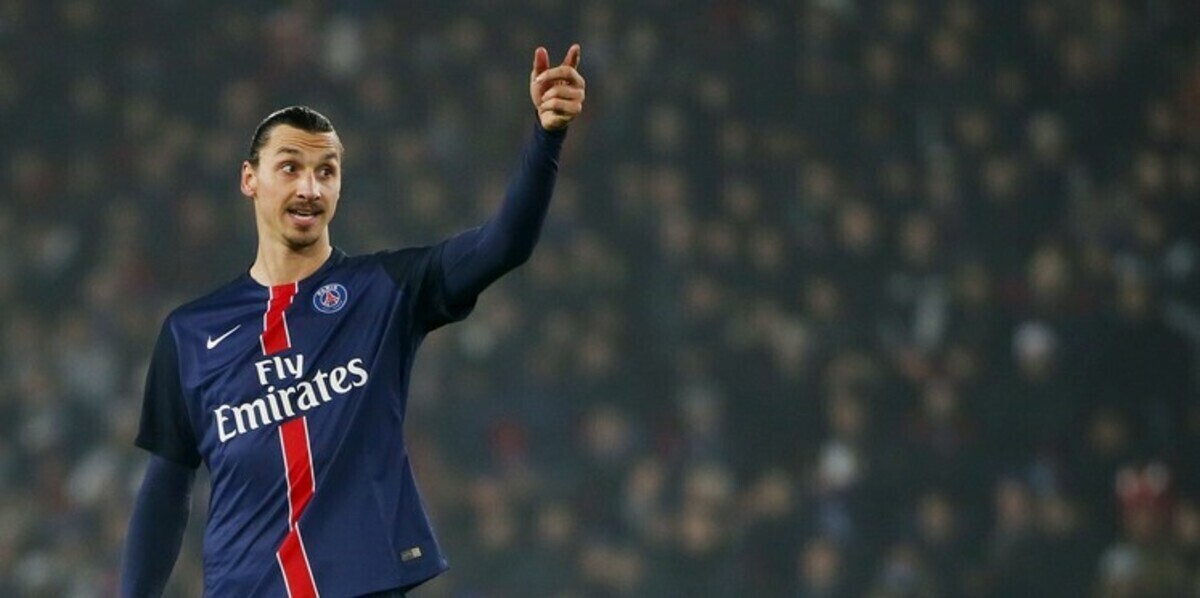 العارضة تحرم إبراهيموفيتش من هدف خيالي (فيديو)