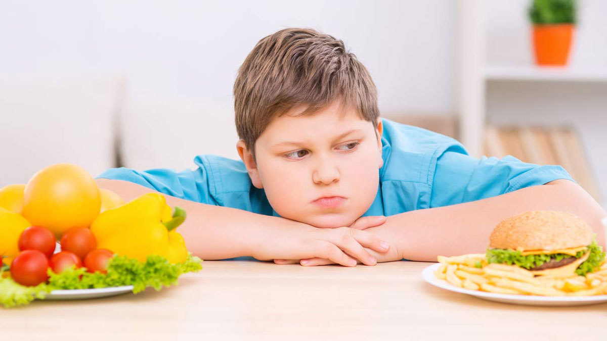 دراسة: السمنة في مرحلة المراهقة قد تتلف خلايا المخ