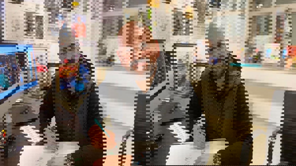 رسام الكاريكاتير عمر العبداللات: لعب دور الضحية أمر غير صحي