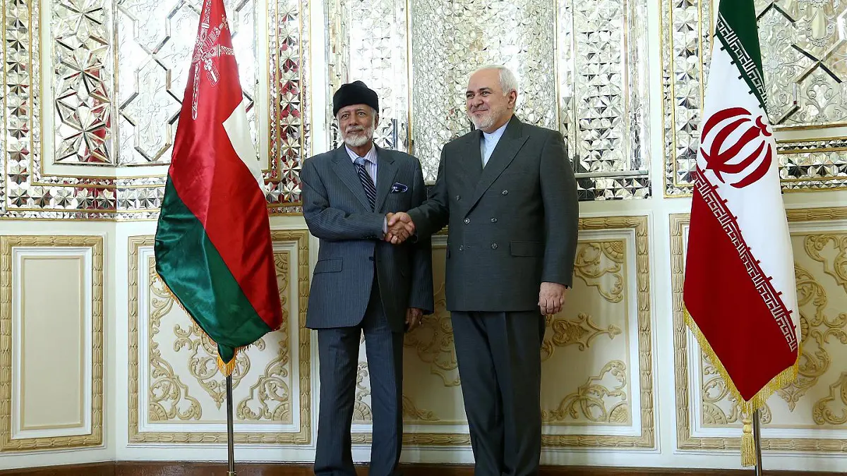 وزير خارجية سلطنة عمان يلتقي نظيره الإيراني في طهران