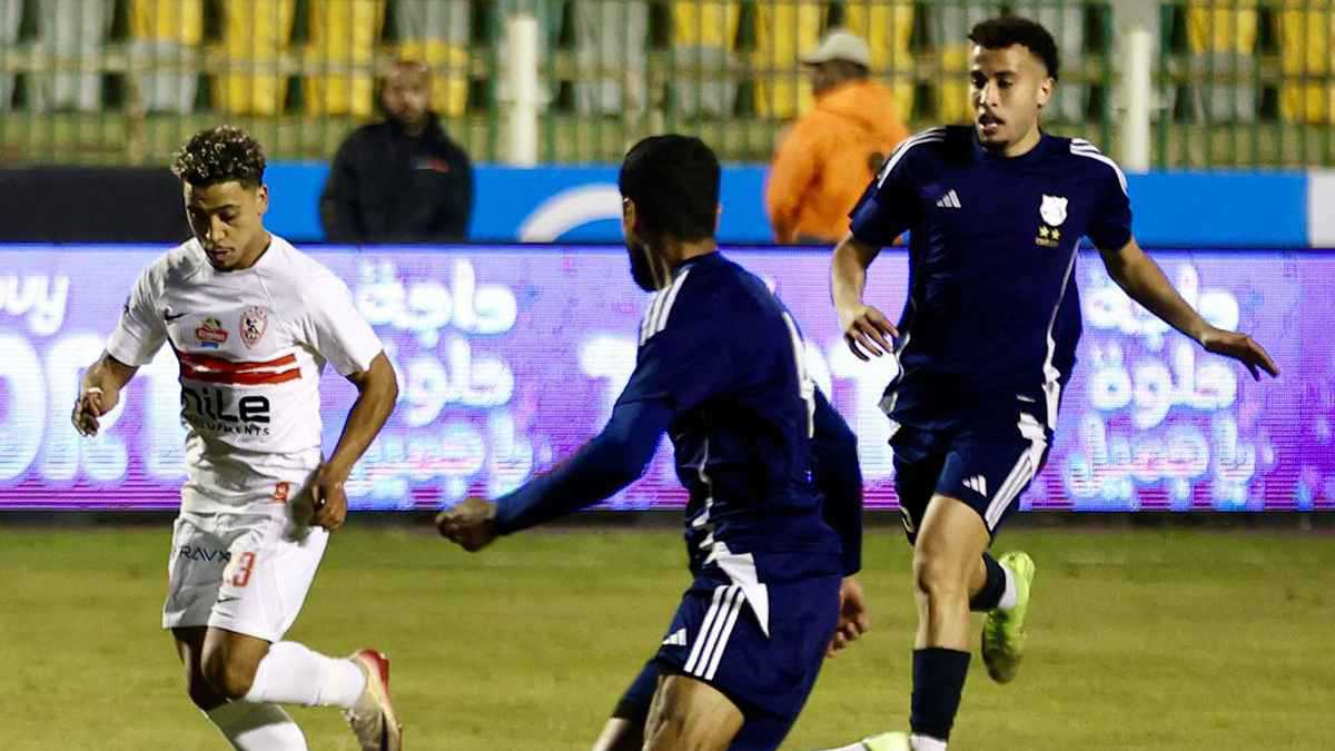 مكافآت رهيبة.. أيمن الشريعي يشعل مباراة الزمالك مبكرًا 