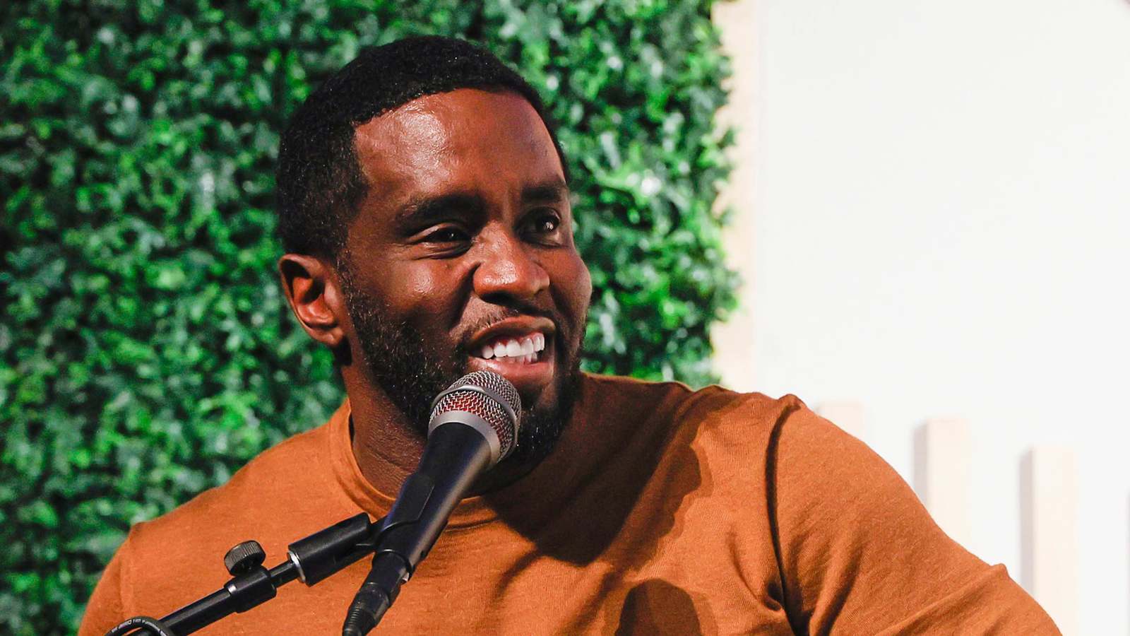 باتهامات "مروعة".. انطلاق محاكمة "ديدي" الأسبوع المقبل