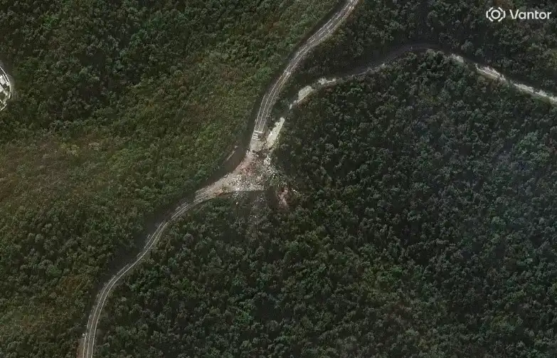 آثار الضربات الأمريكية على "فورتي تيونا" في فنزويلا